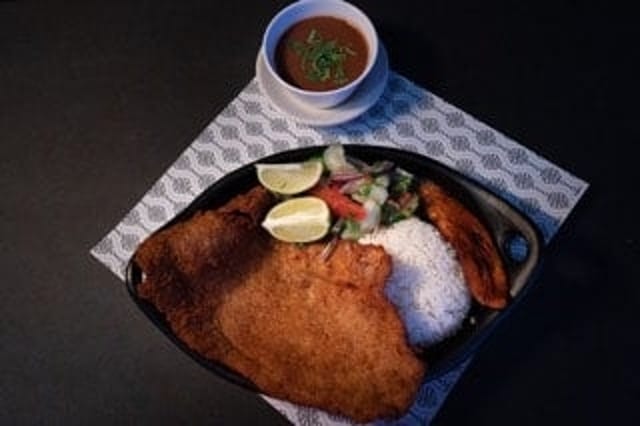 Chuleta de cerdo / pork chops.